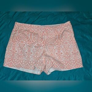Elle Shorts size 6 dk peach print